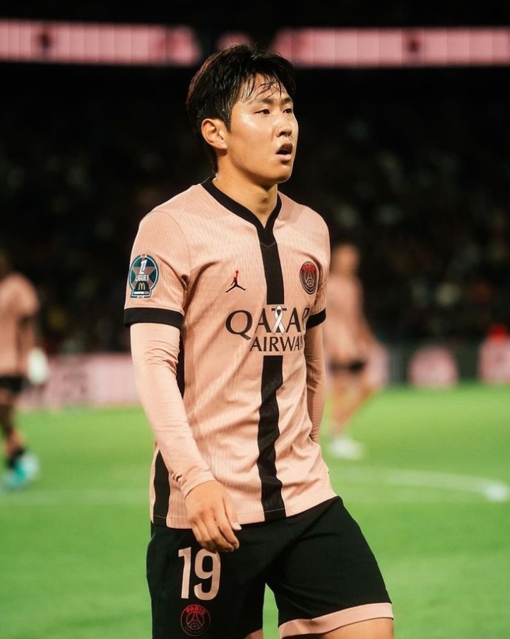 이강인 '박지성의 길' 걷는다…UCL 쾌거 이은 빅리그 2연패 위업 달성!→EPL 사로잡은 "전반기 평점 3위" 맹활약, 사상 최초 4관왕 정조준