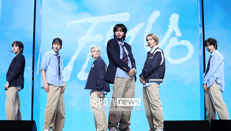 라이즈 "우린 계속 도전하고 성장하는 팀…꿈을 향해 달리는 용기 생겼다"