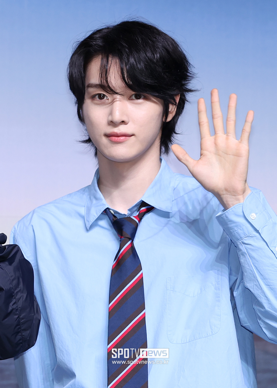 [포토S] 라이즈 성찬, 섬섬옥수