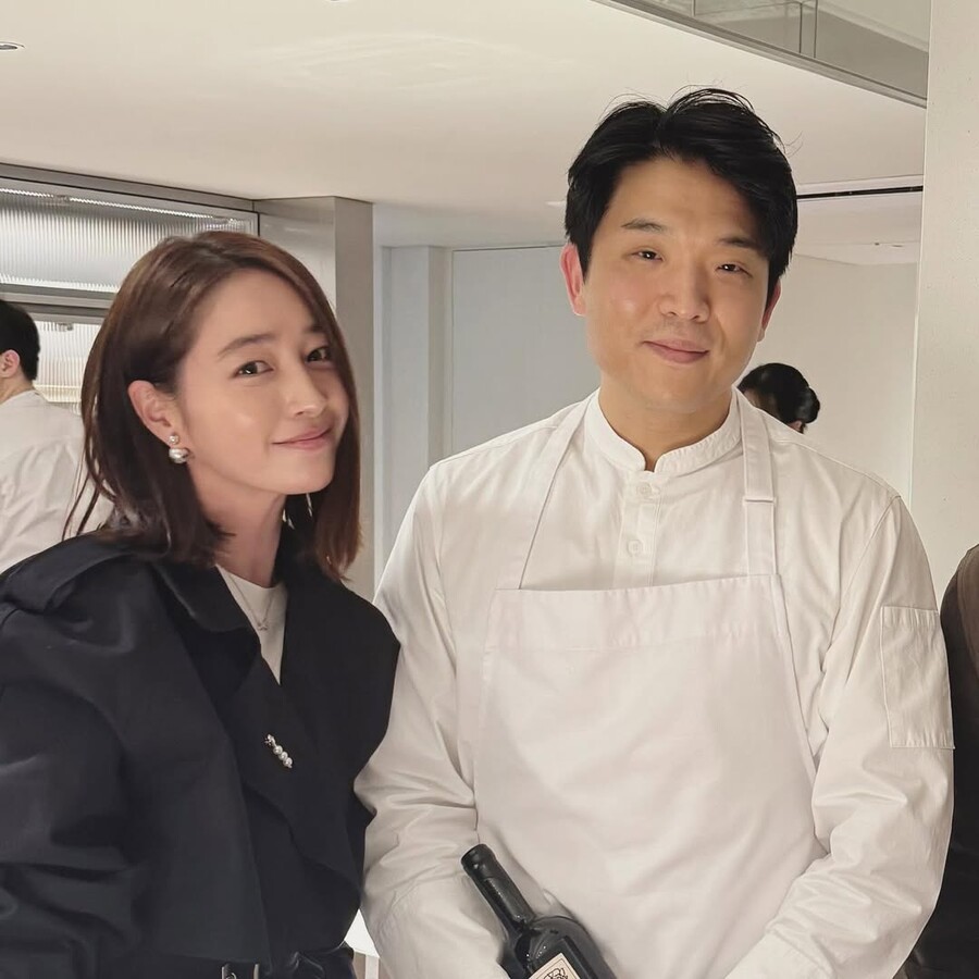 "그분 어택 시작"…이민정, 안성재와 인증샷 찍고 ♥이병헌 잘랐다