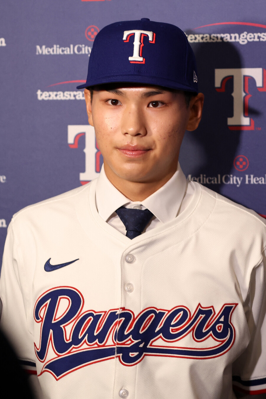 "월드클래스 재능" 텍사스 직행 김성준, 유망주 15위 선정…한국의 오타니로 키운다