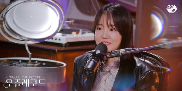 윤하, 음악 토크쇼 '우쥬레코드' 론칭…우주 세계관 토크쇼까지 확장
