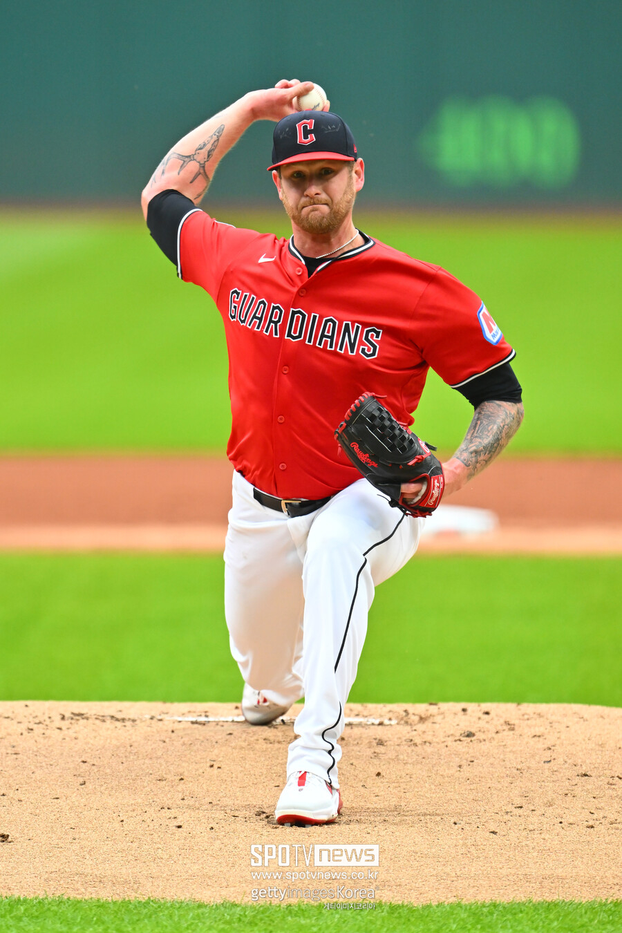 '청천벽력' KBO 퇴출→ML 13승→연봉 30억 인생역전, 그런데 수술이라니 "회복하는데 12~16개월"
