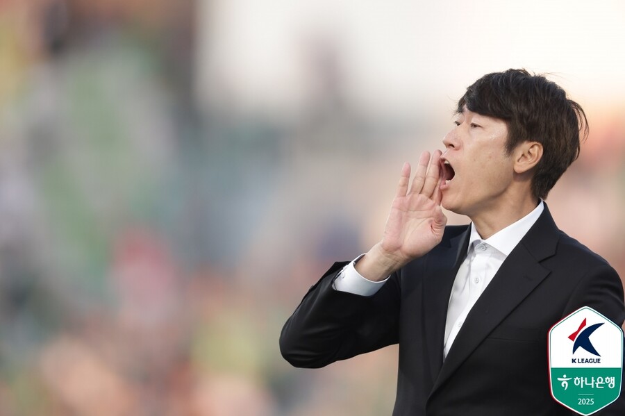 ▲ 수원FC 김은중 감독 ⓒ 한국프로축구연맹