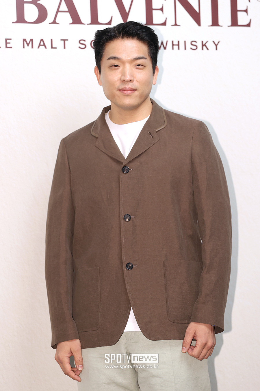 [포토S] 안성재 셰프, '성수동 나들이~'