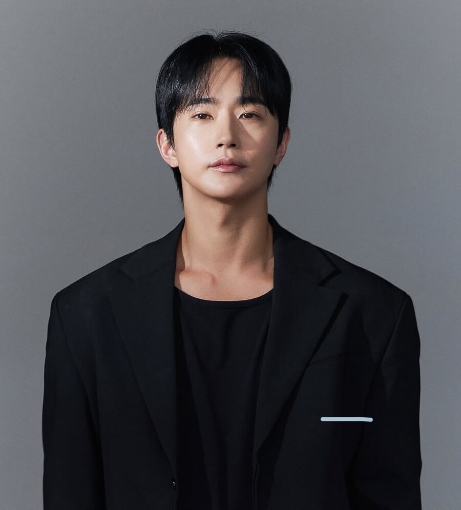 '前여친 폭행 부인' 전호준, 연극서 자진 하차…극단 "의사 존중"[전문]