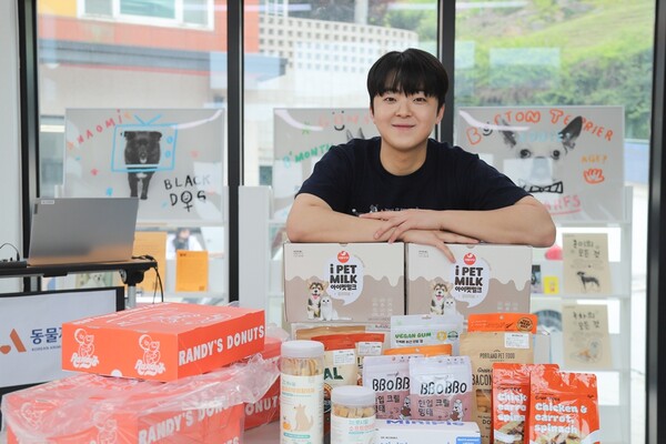 박민수, 동물자유연대 재능 기부부터 유기견 봉사활동까지…선한 영향력 전파