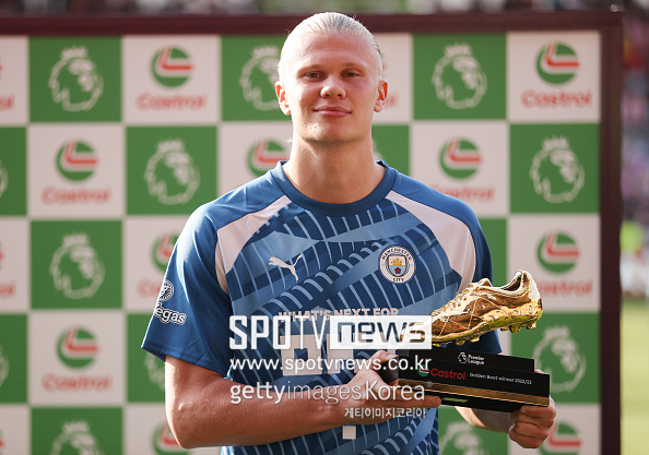 '31골밖에 못 넣었어, 자존심 상해!' 괴물이라 불리는 이유가 있다..."여름 휴가 반납, 물리치료 받으며 훈련 중"