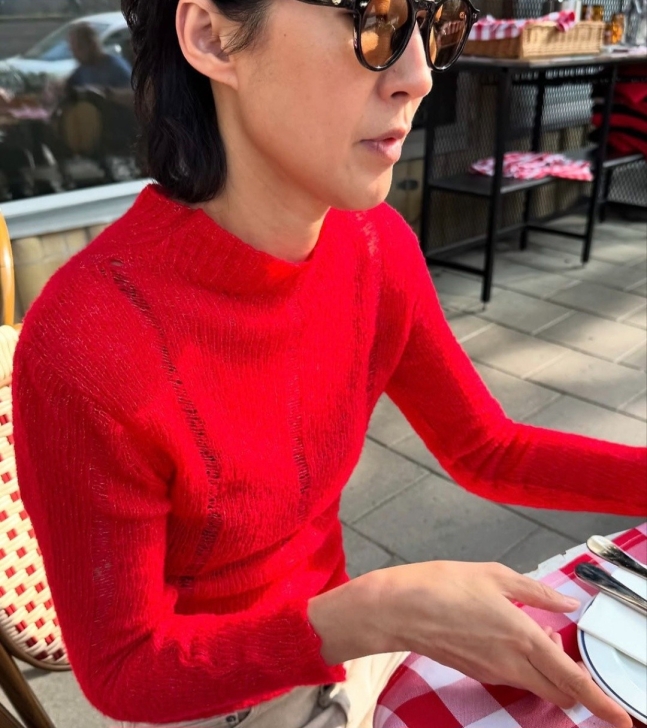"진심으로 사과" 홍진경 '정치색 논란' 사과문 게재에 갑론을박[이슈S]