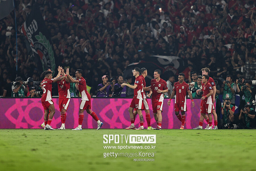 중국, 6연속 월드컵 꿈 좌절! 인도네시아의 페널티킥 한 방에 무너지다…충격의 0-1 패배