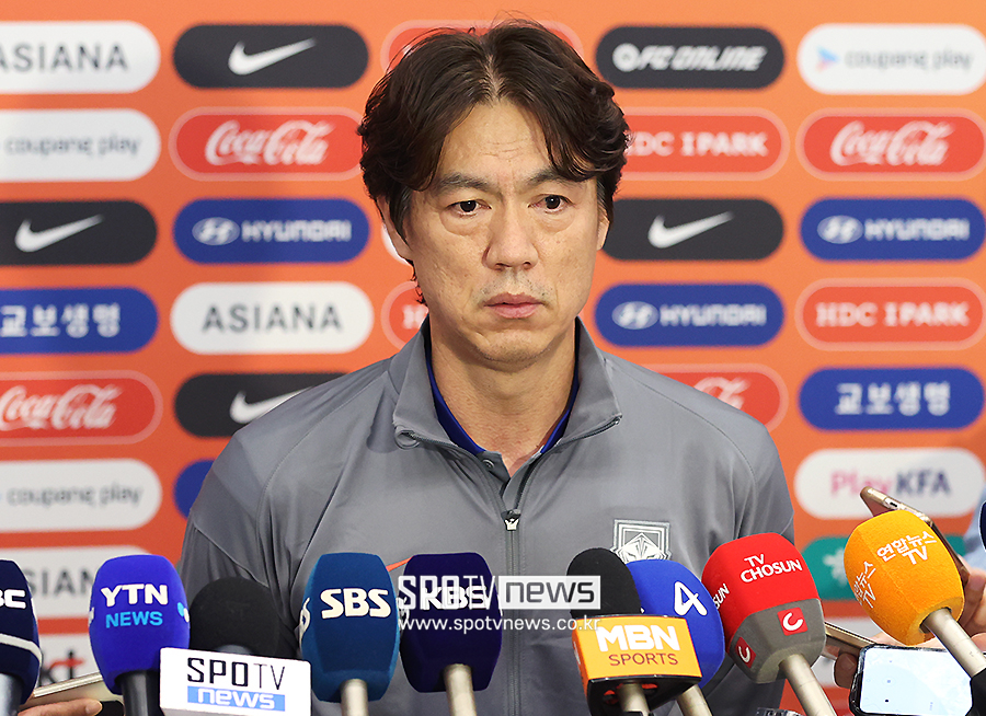 [현장 일문일답] ‘월드컵 본선 11회 연속 진출’ 홍명보 감독 “韓 축구 팬들께 진심으로 감사, 이제부터 본선 준비 시작”