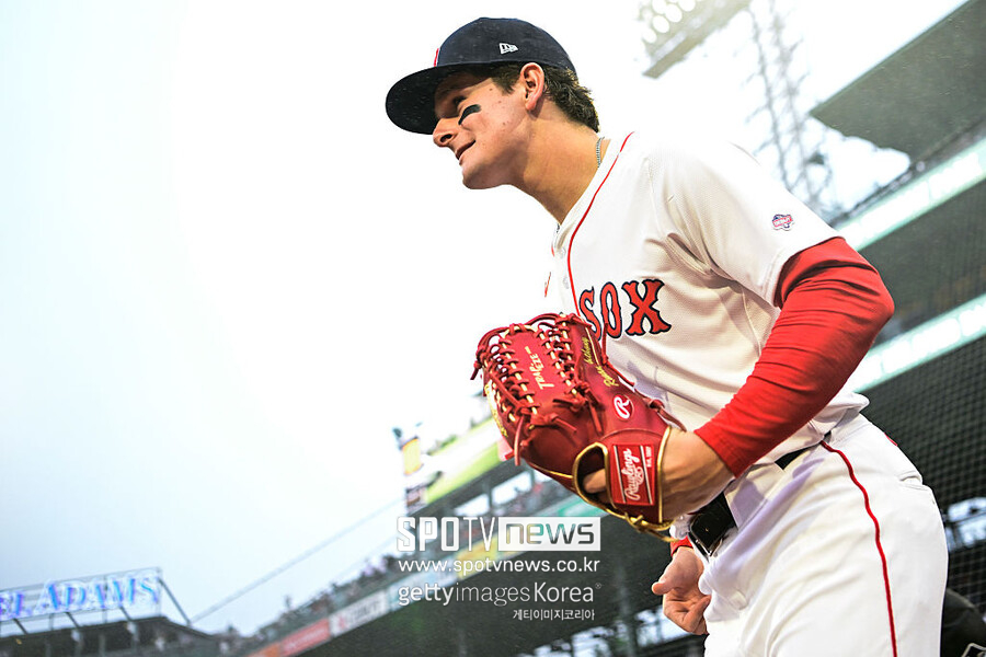 '151m 만루포' 깐깐한 보스턴 팬들에게 기립박수 받는 신인 등장…데뷔전 4타수 무안타, 그래도 기대된다?