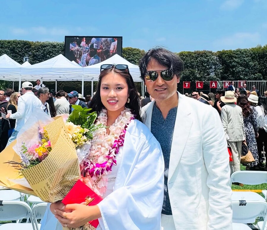 '딸부자' 박찬호, 첫째딸 졸업에 "자유의 귀...축하한다"
