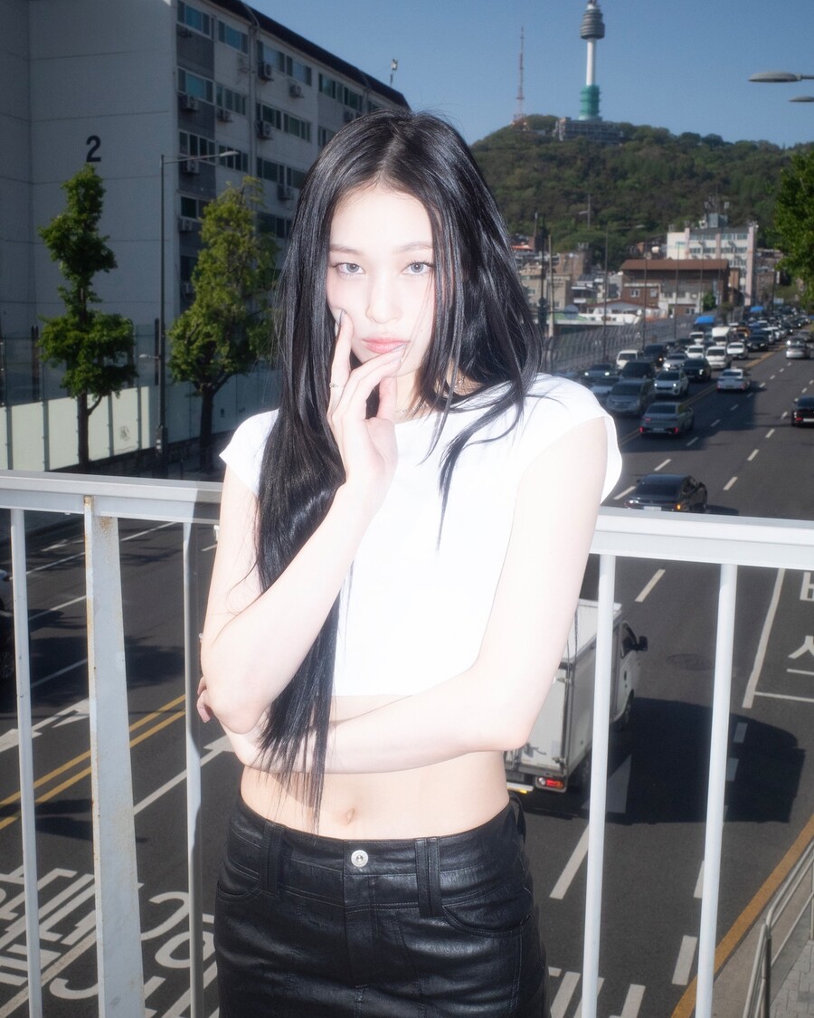 '신세계 딸' 애니, 다리가 어디까지야…올데이 프로젝트 재벌돌 포스 대단하네