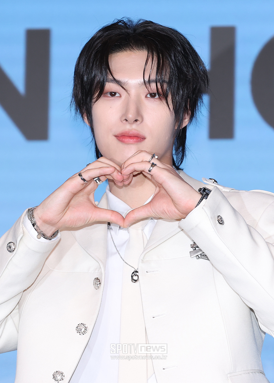 [포토S] 에이티즈 민기, 신비로운 분위기