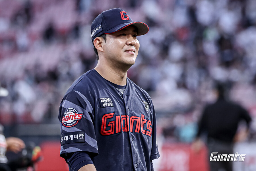 ▲ 올해 1군 캠프에 가지 못했던 김민성은 공수에서의 좋은 활약으로 자신의 필요성을 입증해냈다 ⓒ롯데자이언츠