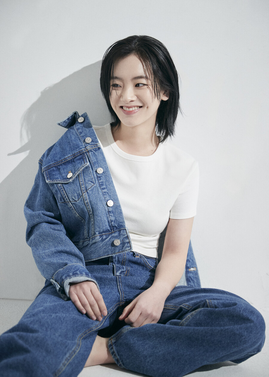 이주영, 진짜 '야구소녀' 등장…SSG랜더스 시구 "진심으로 응원"