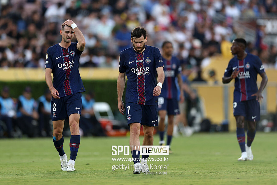 '이강인 17분 활약' PSG, 남미 챔피언에 충격패! 보타포구에 0-1 분패→슈팅수 16-4 압도에도 눈물…월드컵 16강 여부 3차전으로