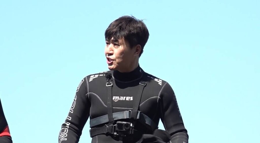 김종민, 결혼하고 달라졌다…물속에서 박태환 이긴 반전 활약('푹다행')