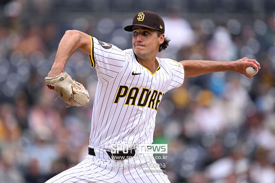 니들이 왜 여기서 만나, KBO 동문 맞대결… 최동원상 수상자 최악 난조, 멀어지는 MLB 꿈