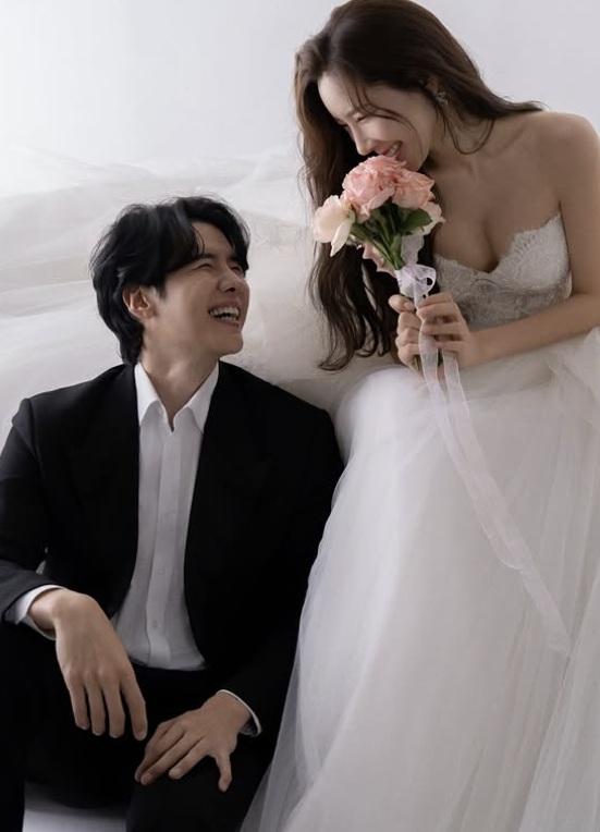 클레오 채은정, 8월 31일 결혼…'연예인급' 미남 남편 얼굴 공개[공식]