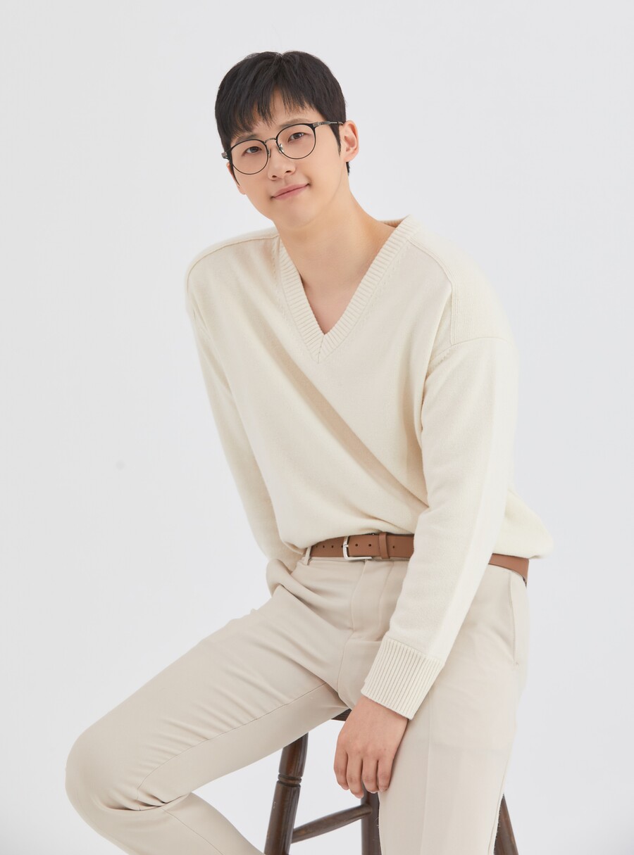 B1A4 신우, 뮤지컬 '낙원' 출연…'무대 열일' 계속된다[공식]