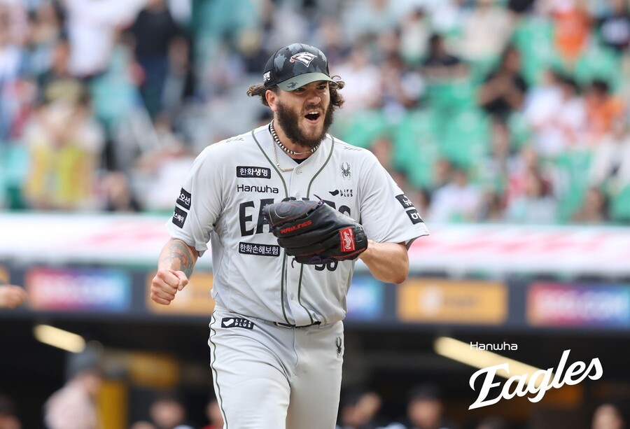 최재훈도 같이 MLB 가야 하나… 스카우트 총출동, 하지만 ‘순정남’ 폰세에게는 오직 동료뿐