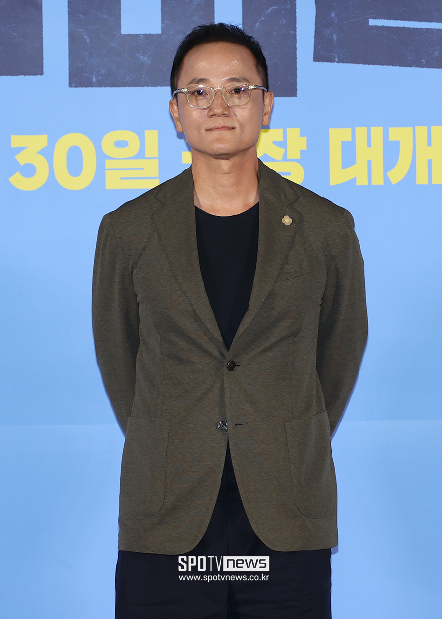 [포토S] 필감성 감독, '좀비딸로 인사드립니다'