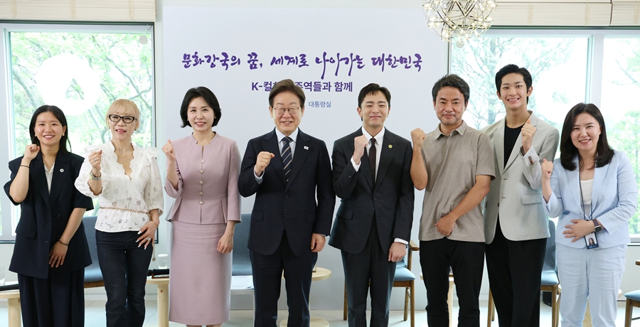이재명 대통령 "'폭싹 속았수다' 보고 눈물…문화 강국 초입에 서 있어"