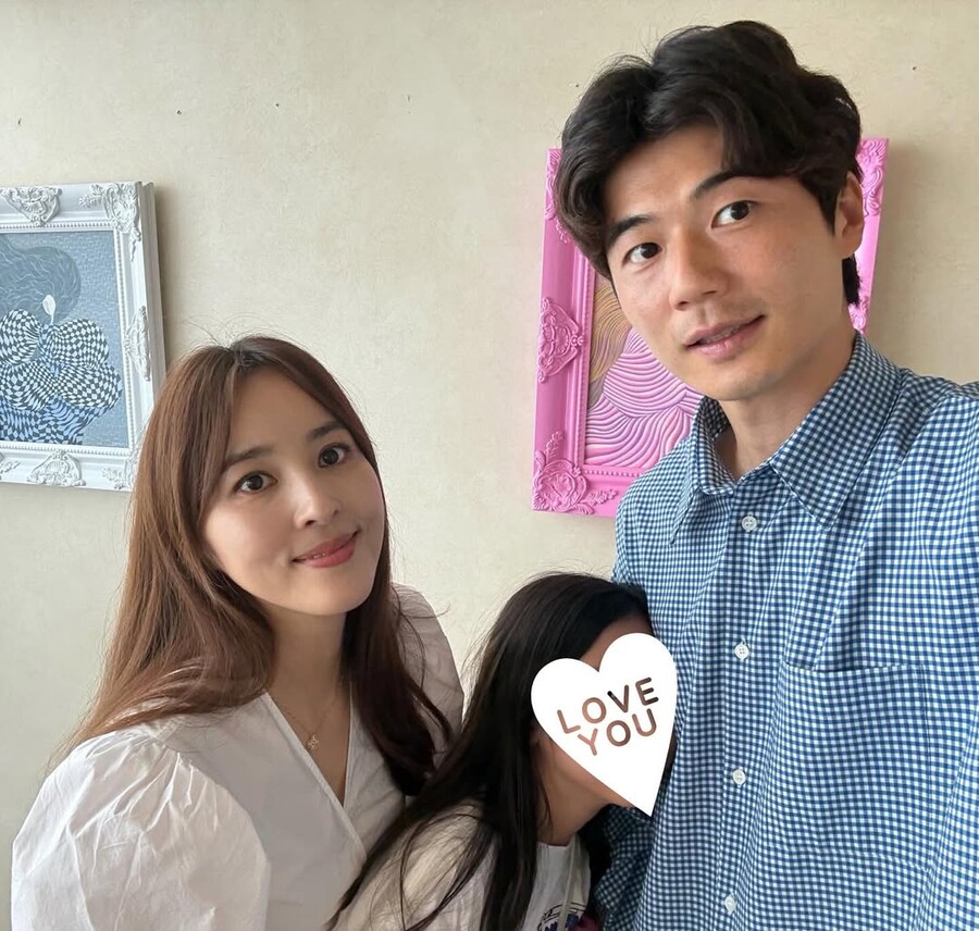 한혜진, '결혼 12주년' ♥기성용에 "한결같은 착한남편 바보아빠"