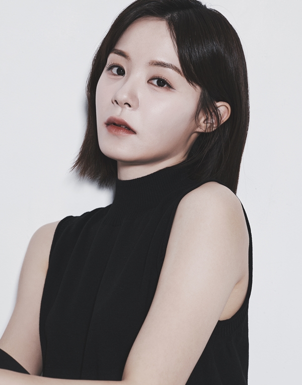 이도이, 오컬트 호러 '디 아더 사이드' 캐스팅…스크린 데뷔