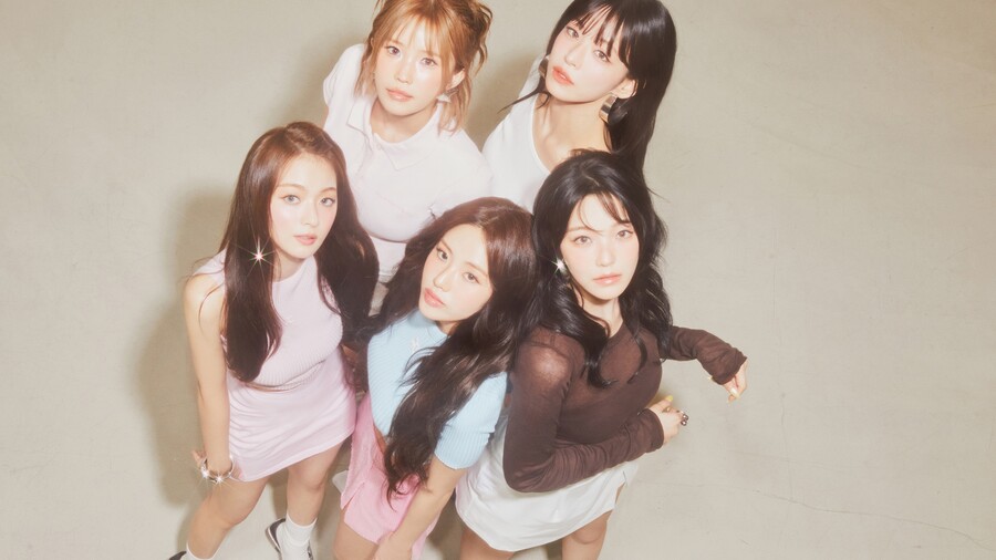 프로미스나인, 5인조도 강했다…'서머퀸’ 재증명[초점S]