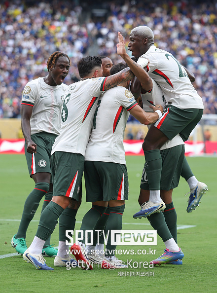 1500억 확보 ‘돈벼락’ 확정…첼시, 韓 흔들었던 플루미넨세 2-0 제압 ‘클럽월드컵 결승 진출’ 英 BBC ‘비피셜’ 환호