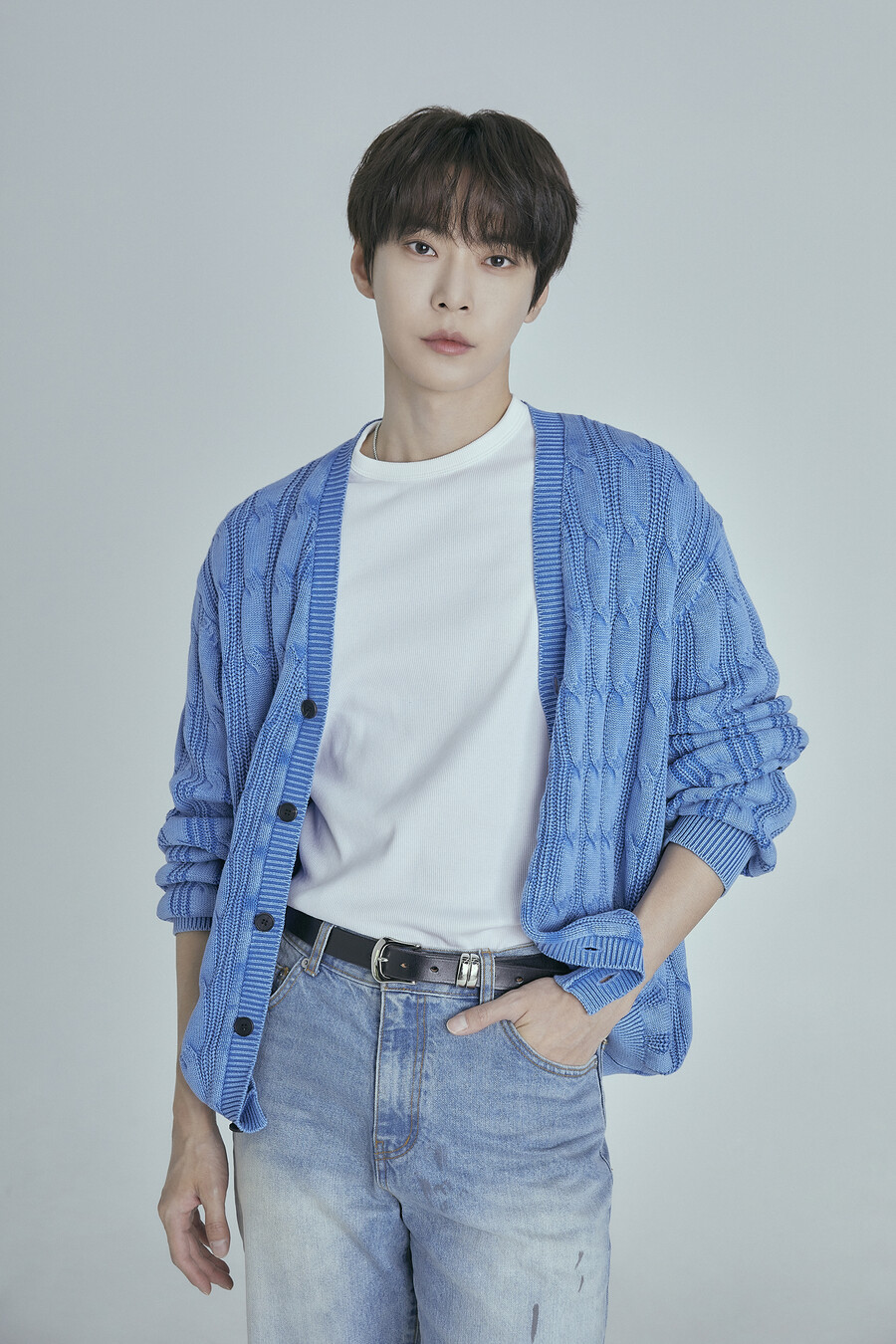 NCT 도영, 음악방송 1위 공약 지켰다…자립준비청년·보호대상아동에 1억 기부
