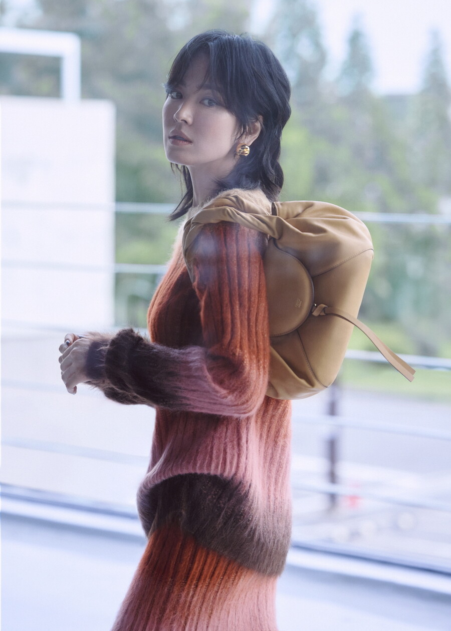송혜교, 울프컷을 소화해버리네…강렬한 변신