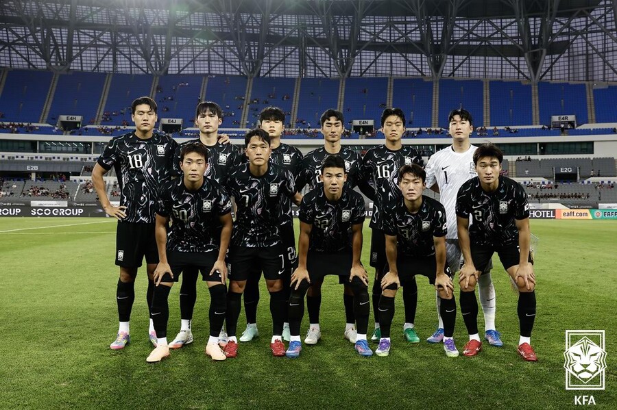 ▲ 11일 오후 용인미르스타디움에서 대한민국과 홍콩의 2025 동아시안컵 2차전이 열렸다. 강상윤과 이호재의 A매치 데뷔골을 앞세운 한국이 2-0으로 홍콩을 꺾고 2연승을 달렸다. ⓒ 대한축구협회