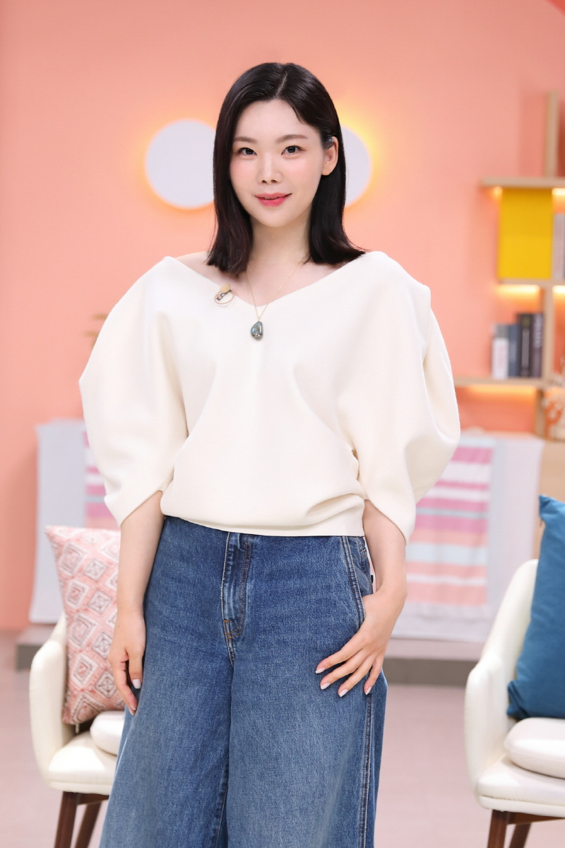 '윤남기♥' 이다은 "'돌싱글즈'는 내 인생 두번째 출발점…MC 겸 리포터 역할"