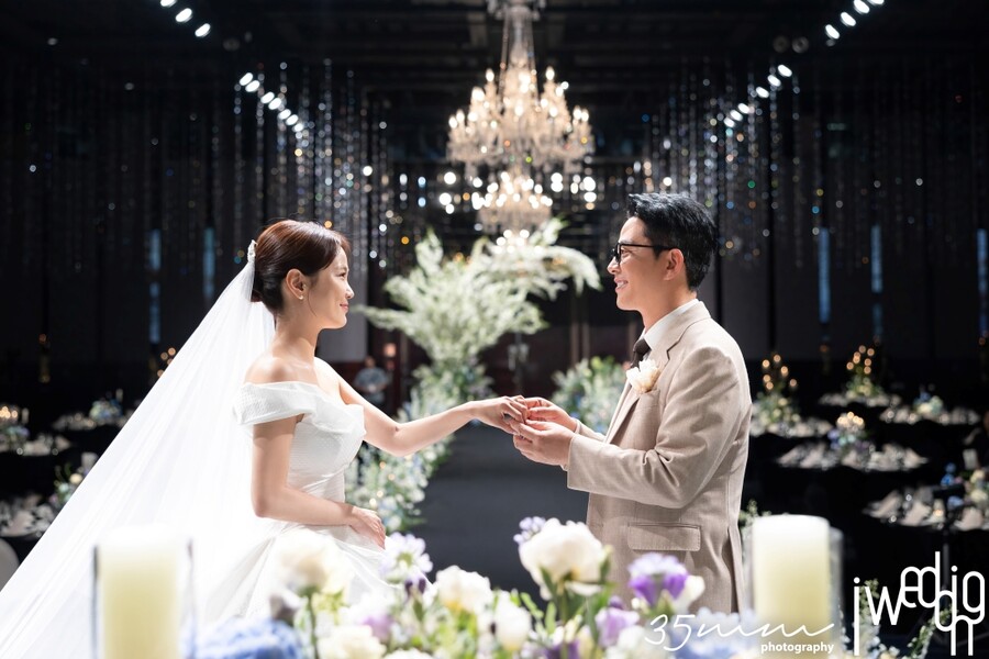 ▲ 김준호, 김지민 결혼식. 제공| 아이패밀리에스씨