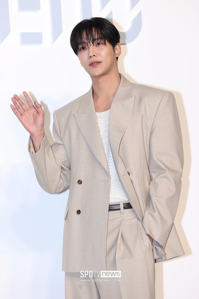 로운 측 "재신검 사유=개인 정보…문제 없다는 것 확인 받고 빠르게 현역 입대"[공식입장]
