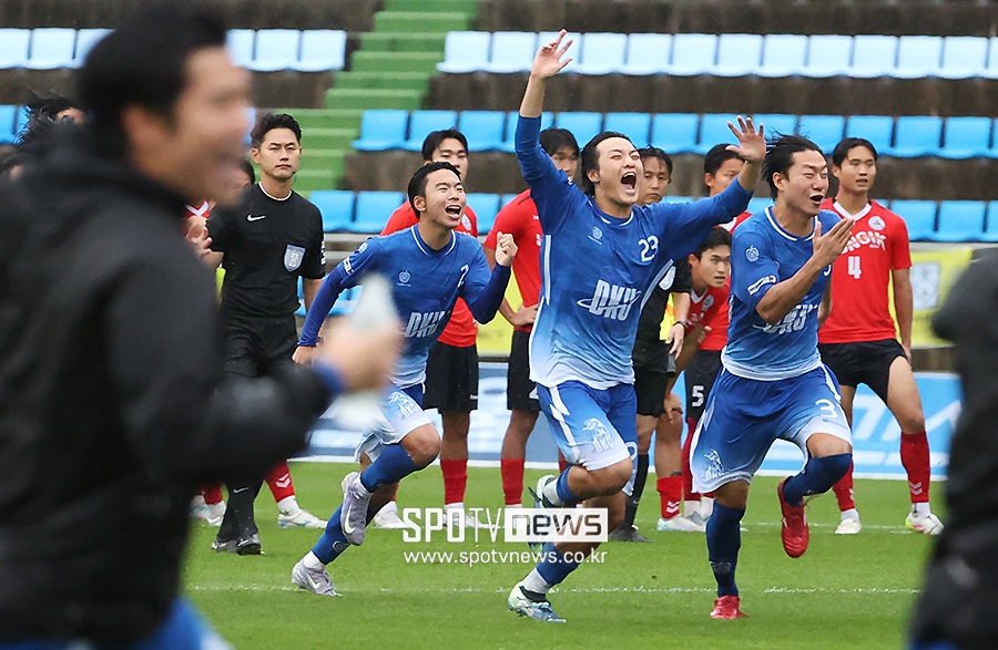 [포토S] 단국대, '승부차기 끝에 백두대간기 우승!'