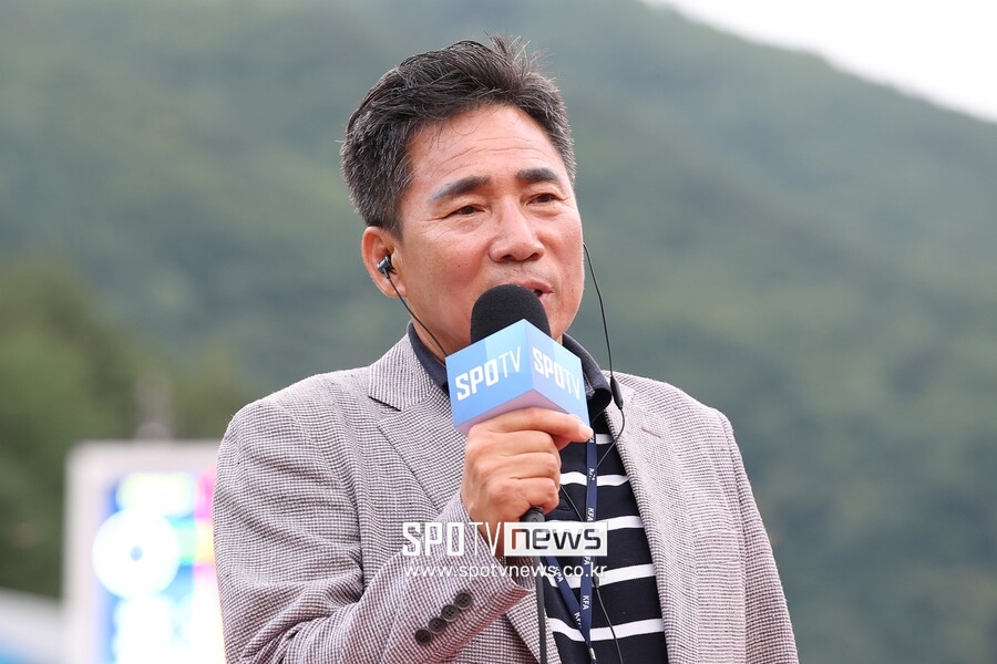 10년만에 거둔 우승! 경희대 김광진 감독 "바뀐 입시제도의 한을 풀었다" 