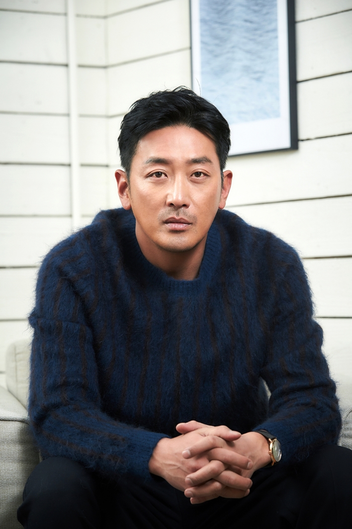 ▲ 하정우. 제공|워크하우스컴퍼니