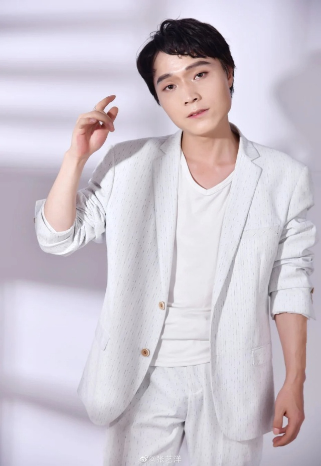 中 연예인 첫 사형 집행…장이양, 16세 여자친구 살해 혐의로 '총살형'
