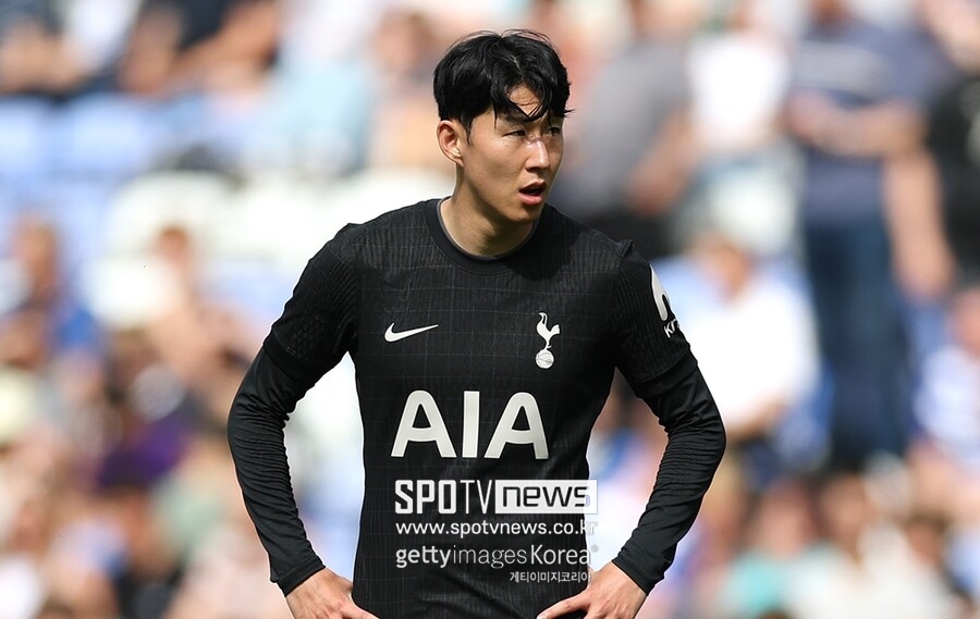 ▲ LAFC는 올여름 지정 선수 세 자리 중 하나를 차지하던 프랑스 국가대표 출신 공격수 올리비에 지루가 LOSC 릴(프랑스)로 이적을 결심하면서 한 자리가 비게 됐다. 덕분에 손흥민을 품에 안을 여력을 확보할 수 있게 된 것이다.