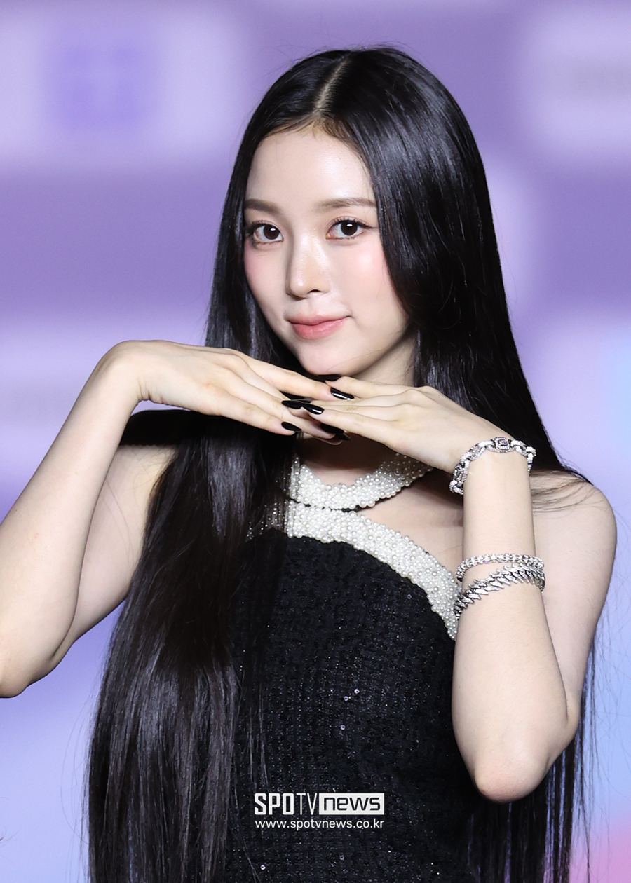 [포토S] 미야오 나린, '내가 바로 꽃~'