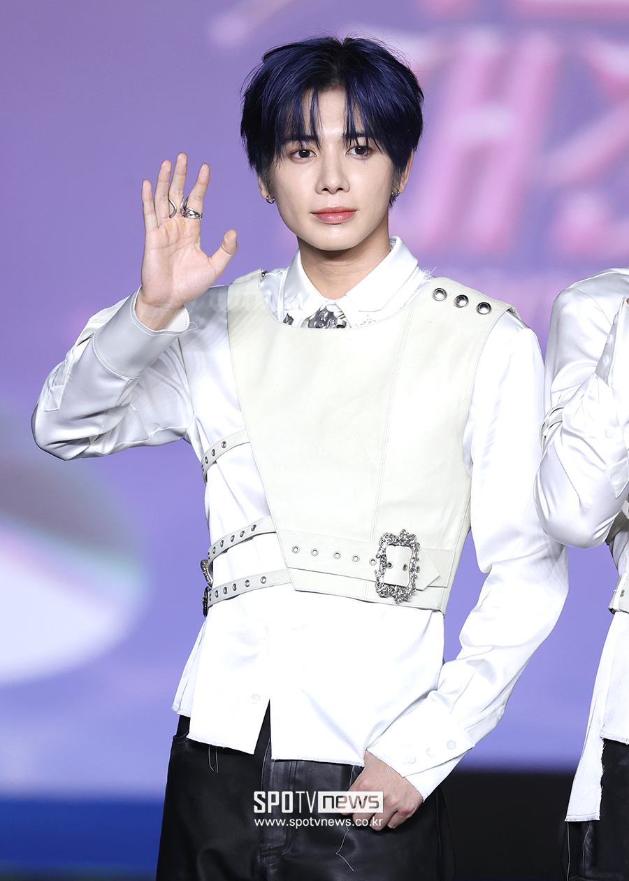 [포토S] 투모로우바이투게더 태현, '팬들에게 인사하며'
