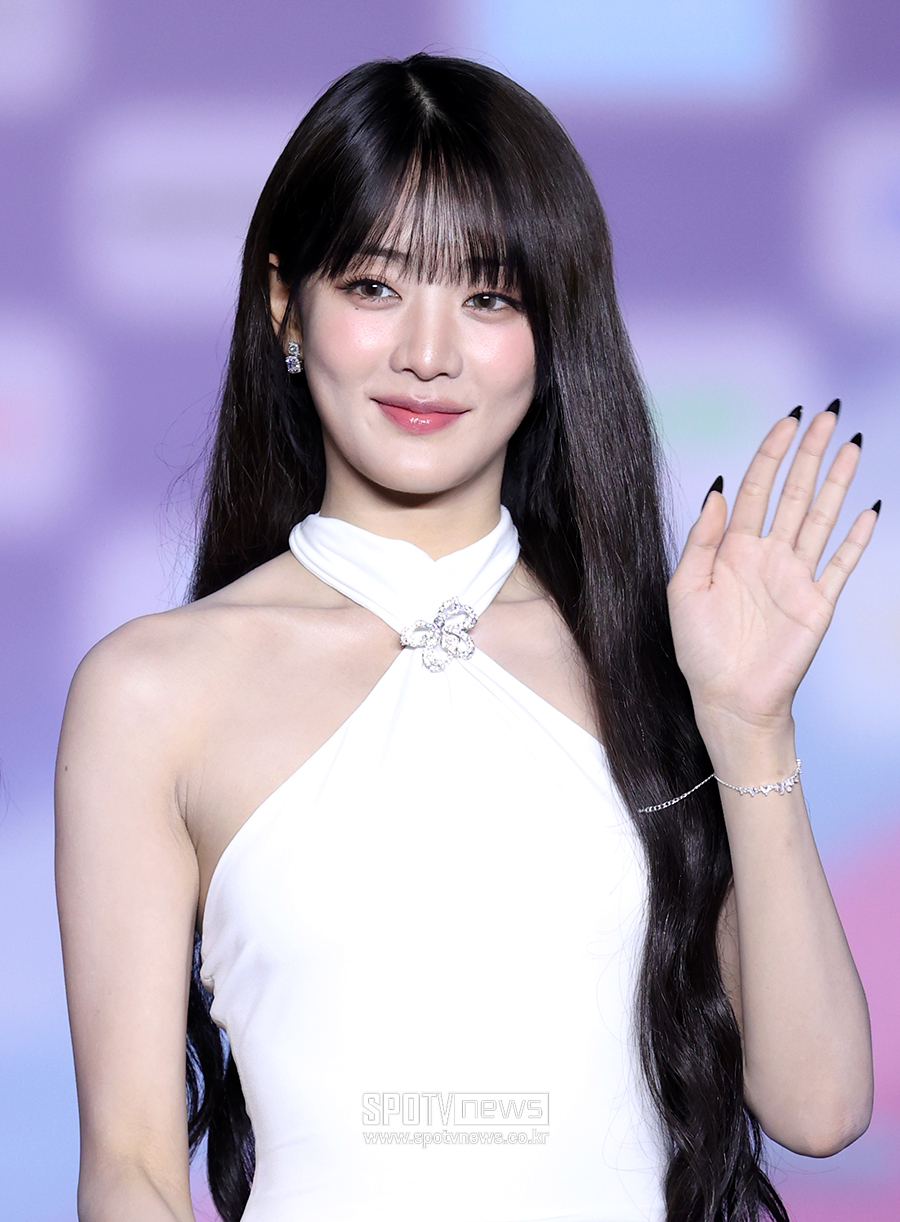 [포토S] 아이들 민니, '점점 예뻐져~'
