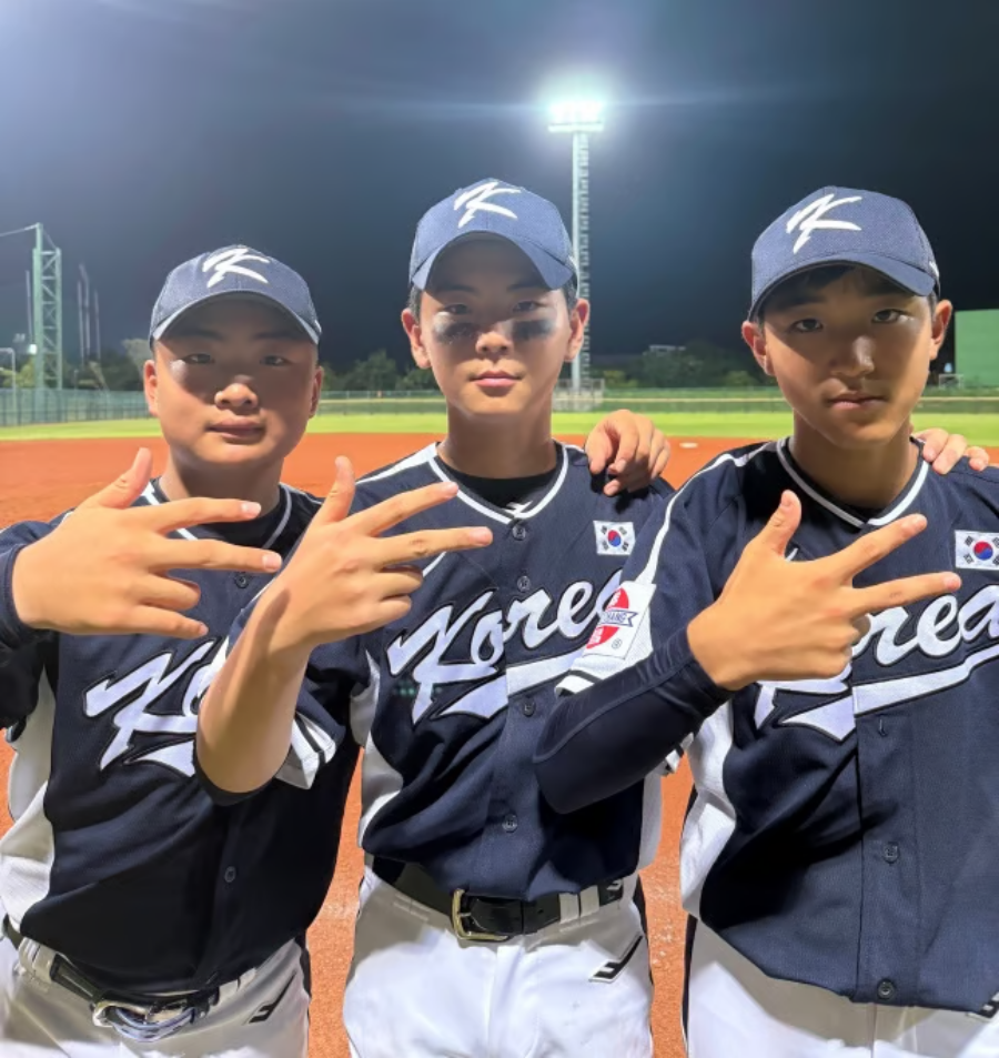 '팀 노히트 노런' 한국 유소년야구 대표팀, 체코에 14-0 완승!...28일 미국과 조 1위 결정전