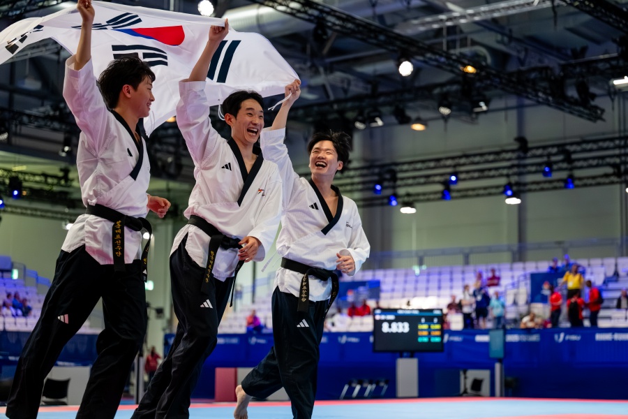 '금 21개' 한국 선수단, 라인루르 하계U대회 종합 4위 달성..."2027 충청권대회 기대감 높였다"