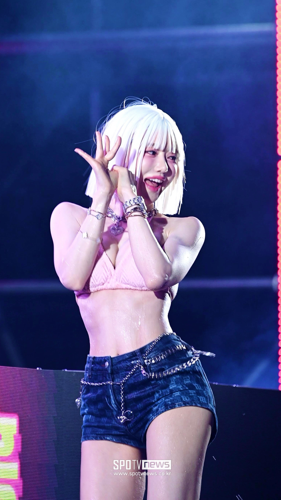 [포토] DJ 소다 '제 필살기 피리춤, 10년만에 보여드릴게요'